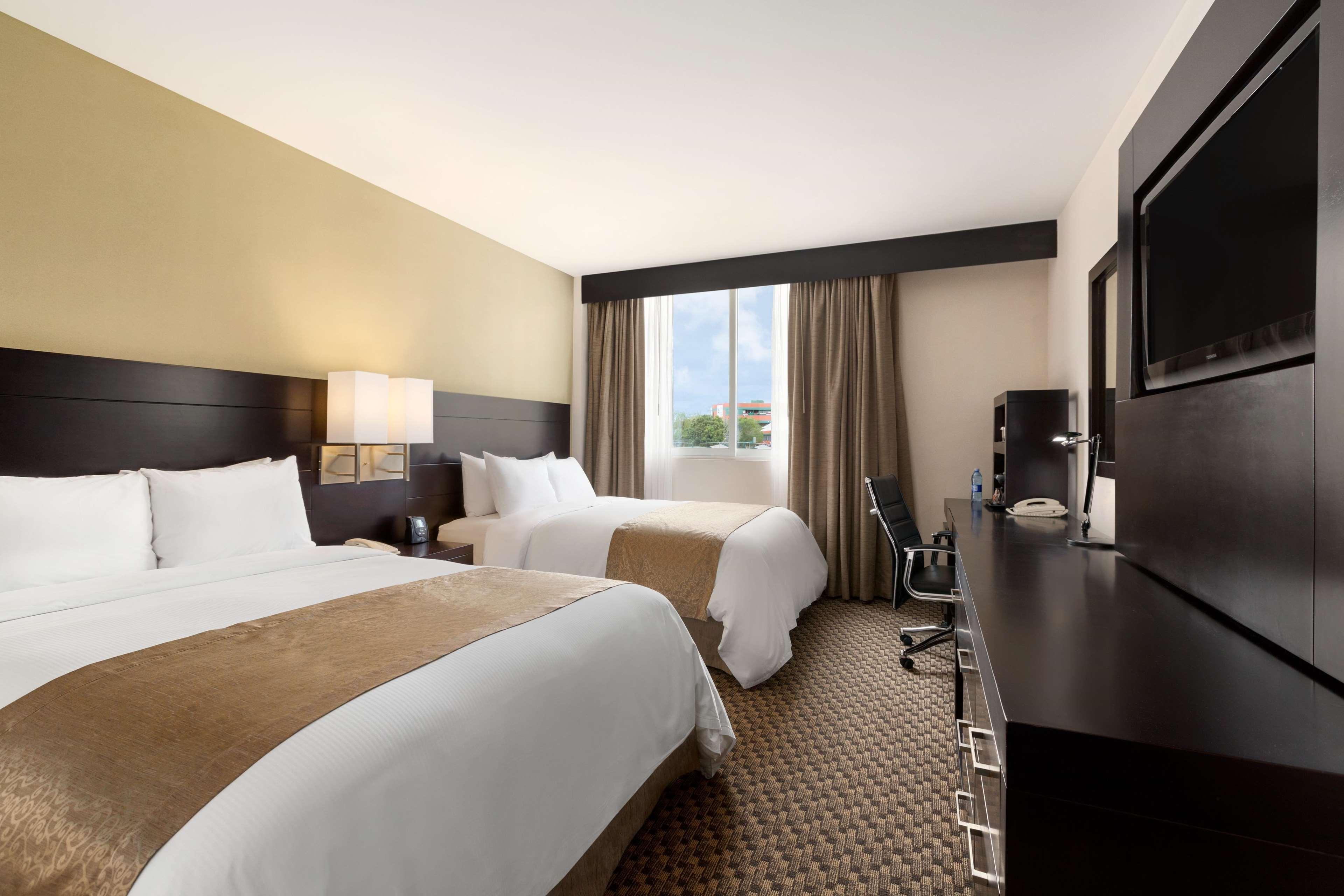 Hotel Doubletree By Hilton