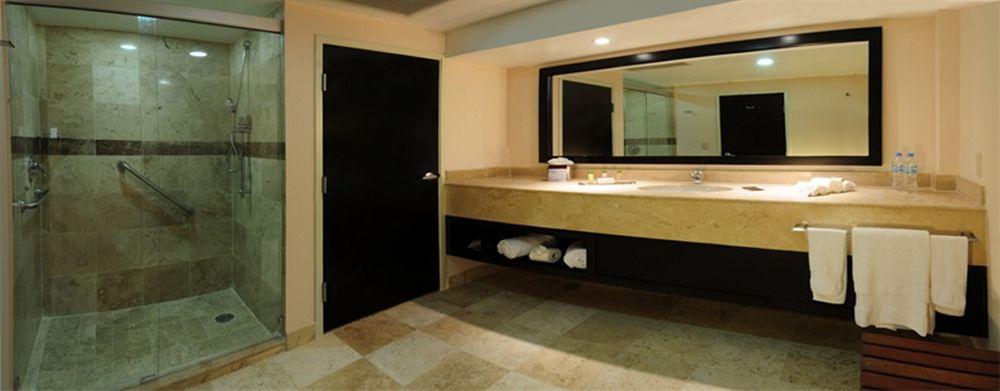 Hotel Doubletree By Hilton Querétaro