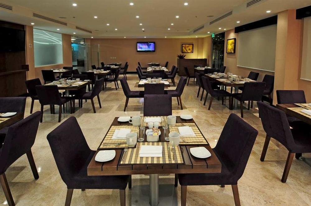 Doubletree By Hilton Hotel
