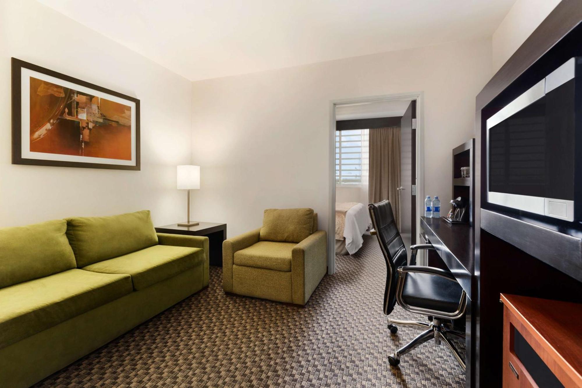 Doubletree By Hilton